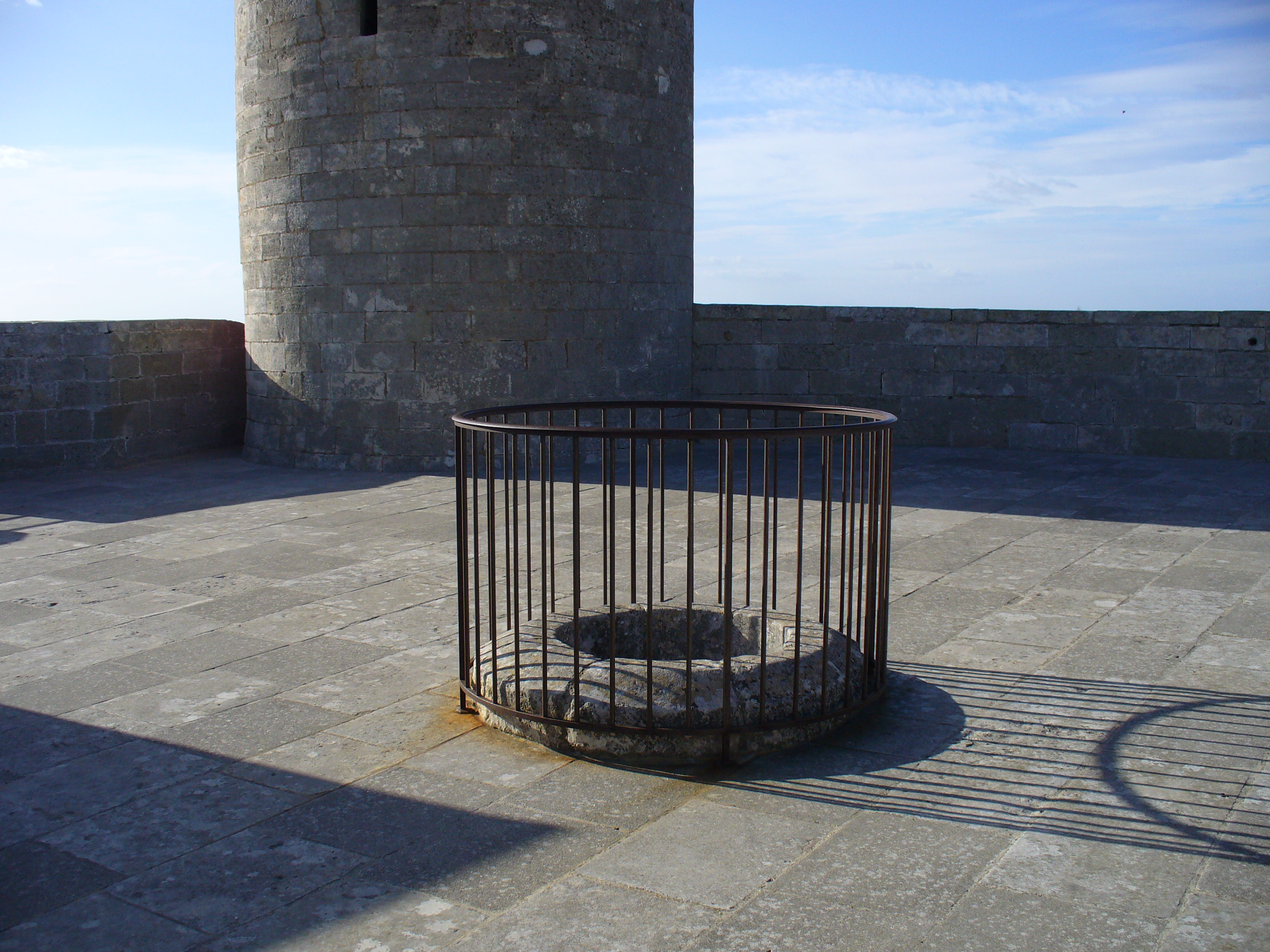 tour de constance aigues mortes visite